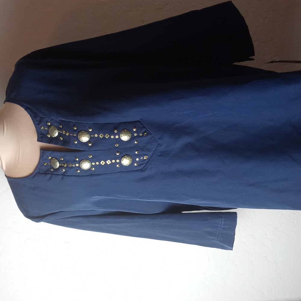 NWT Completely Me by Liz Lange Shirt